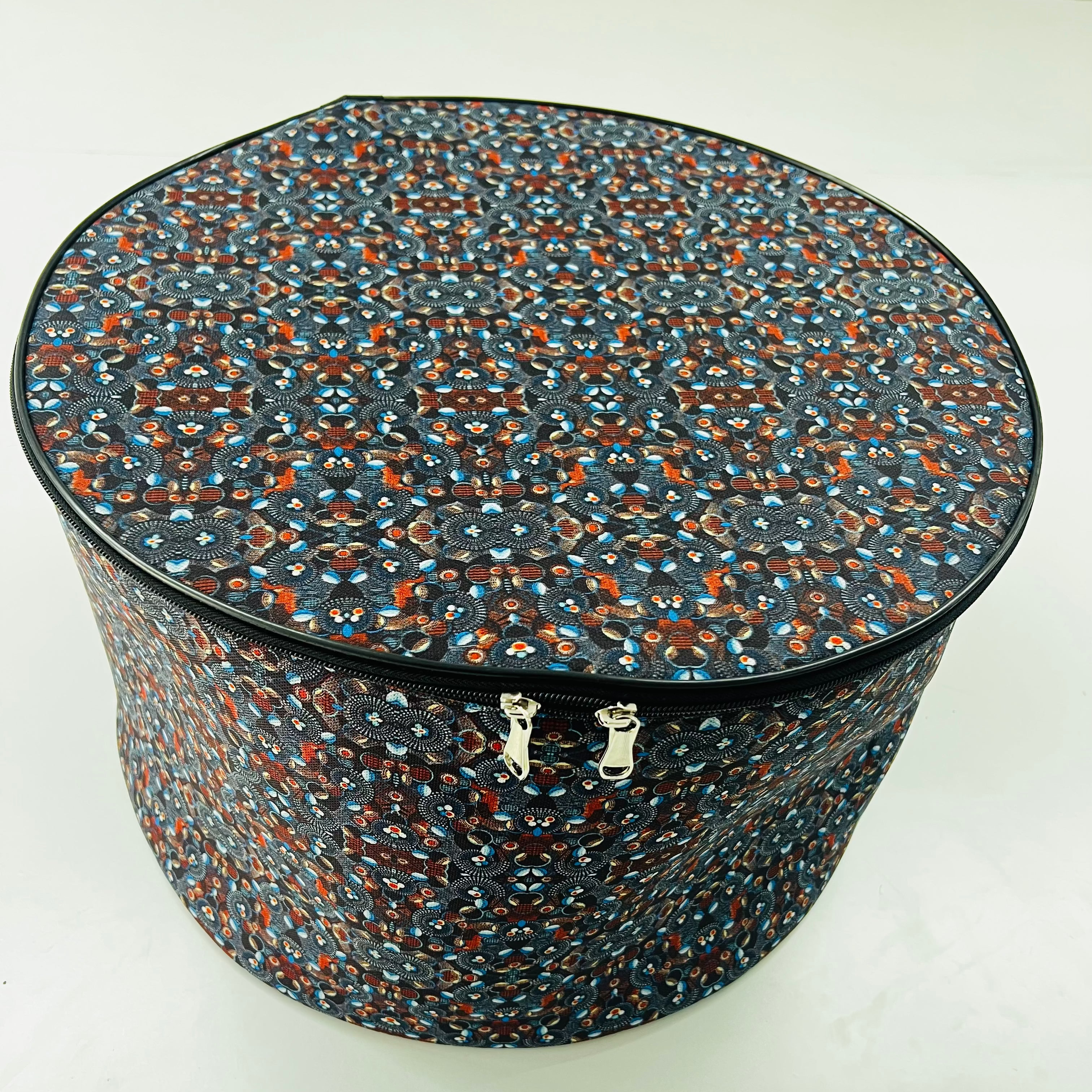 Tapela Cover (18" x 18" x 12")